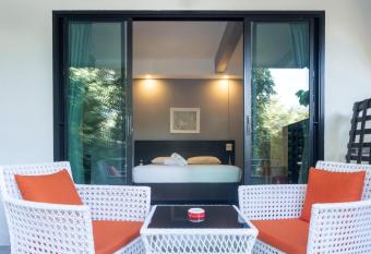 THE BEACH CHA AM Residence has Balcony rooms