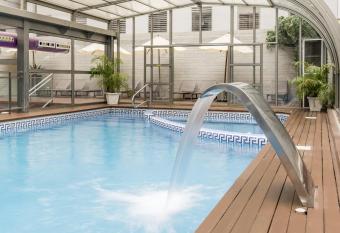 Ilunion M  laga has Balcony rooms