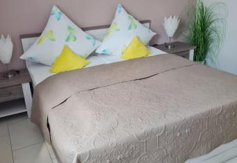 FeWo-Belatona allows 18 year olds to book a room