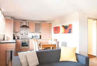 PREMIER SUITES Newcastle allows 18 year olds to book a room