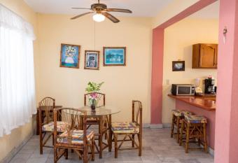 Villa Diamante allows 18 year olds to book a room