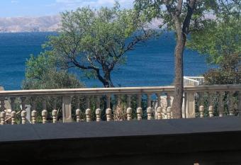 Apartment Marino has Balcony rooms