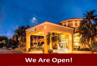 Courtyard by Marriott Fort Lauderdale North/Cypress Creek has Balcony rooms