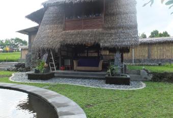 Uma Nirmala Aling-Aling allows 18 year olds to book a room