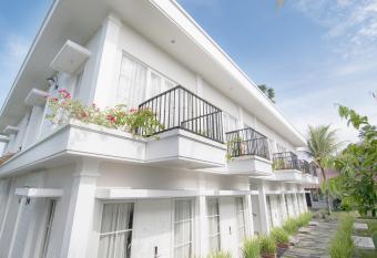 Sevilla Resort Magelang has Balcony rooms