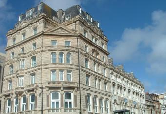 The Royal Hotel Cardiff allows 18 year olds to book a room
