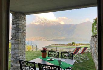 La Collina dei Fiori has Balcony rooms