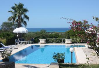 Villa Torre San Giovanni Ugento has Balcony rooms