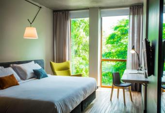 Five Hotel & Residences has Balcony rooms