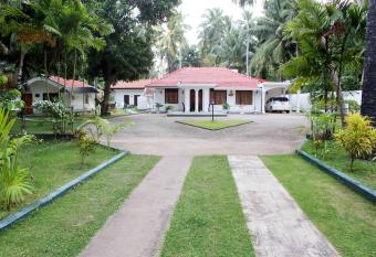 Fortune Rest has Balcony rooms
