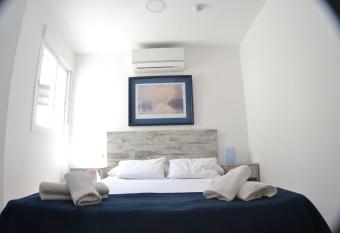 Hotel Boutique Nomadas allows 18 year olds to book a room