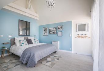 Chambre d h  tes La Bourdonnaise has Balcony rooms