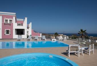 Rose Suites allows 18 year olds to book a room