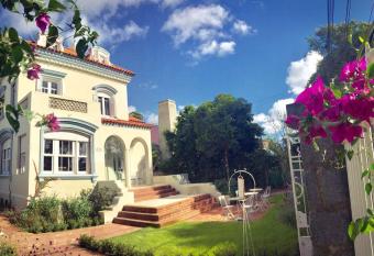 Alquimista Montevideo has Balcony rooms