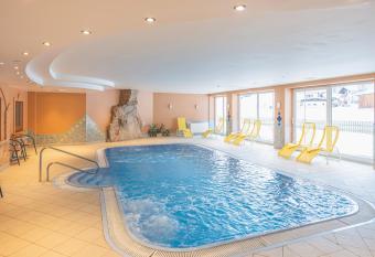 Hotel Styrolerhof allows 18 year olds to book a room