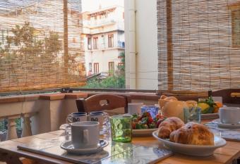 Casa Miranda has Balcony rooms