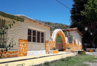 Hospedaje Don Alberto has Balcony rooms