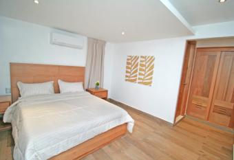 Palmetto Hotel has Balcony rooms