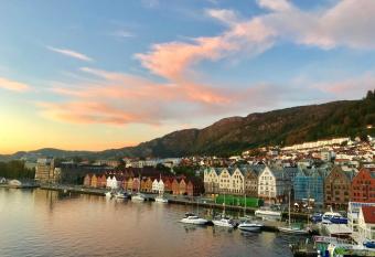 Magic Hotel & Apartments Kl  verhuset has Balcony rooms