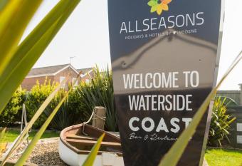 Allseasons Hotel allows 18 year olds to book a room