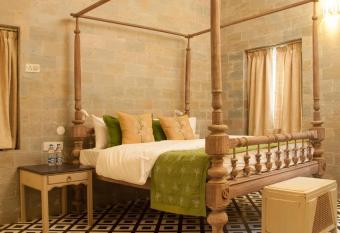 The Ivy House allows 18 year olds to book a room