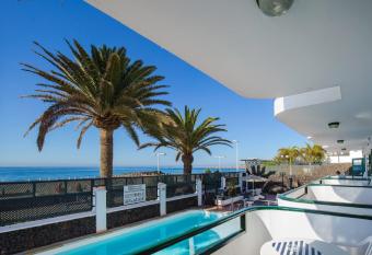 Apartamentos Olympia has Balcony rooms