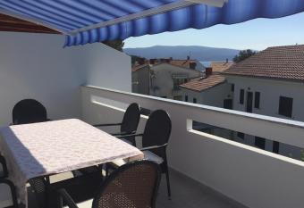 Apartment Neda has Balcony rooms