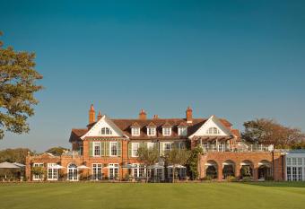 Chewton Glen Hotel - an Iconic Luxury Hotel has Balcony rooms