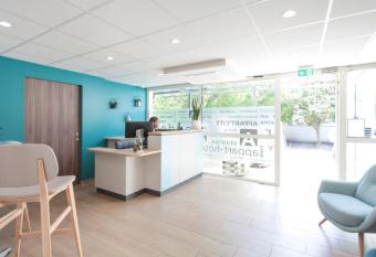 Appart City Classic La Rochelle Centre allows 18 year olds to book a room