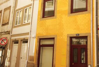 Casa Amarela allows 18 year olds to book a room