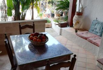 Le Case di Vito has Balcony rooms