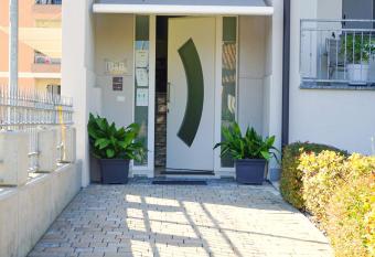 Bed & Breakfast La Pilona has Balcony rooms