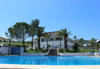 Hotel La Tombola allows 18 year olds to book a room