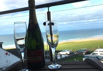 6 Ocean Gate apartment has Balcony rooms