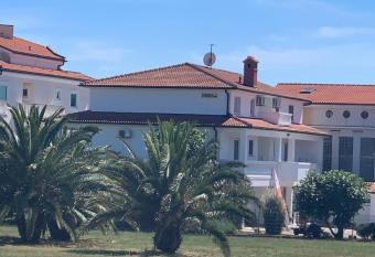 Villa Osipovica has Balcony rooms