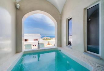 A&G Suites allows 18 year olds to book a room