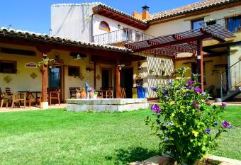 Albergue San Bruno has Balcony rooms