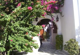 Ioli Apartments allows 18 year olds to book a room