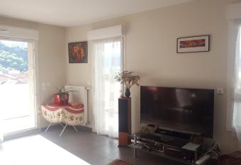 Gare Terrasse Sud Europole CEA MINATEC has Balcony rooms