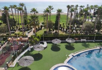 ACV - Vistamar II-1   Linea Planta 4 Frontal Al Mar allows 18 year olds to book a room