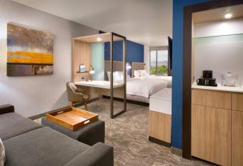 SpringHill Suites by Marriott Salt Lake City-South Jordan has rooms with a private hot tub