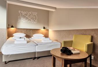 Daniel Griffin Aparthotel by Artery Hotels allows 18 year olds to book a room