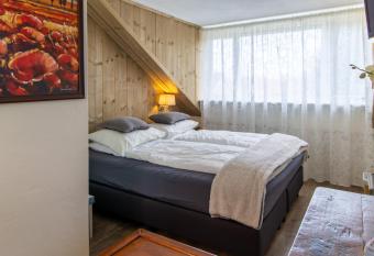 B&B Aan het Park Eindhoven allows 18 year olds to book a room