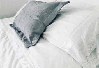 Novaqua Bed & Breakfast allows 18 year olds to book a room