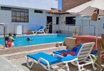 Paraaco Backpacker allows 18 year olds to book a room