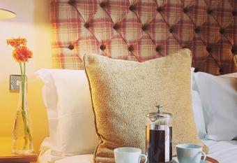 The Lansdowne Guest House allows 18 year olds to book a room