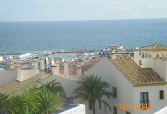 Duquesa suite and golf with a spectacular sea view allows 18 year olds to book a room