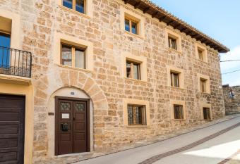 Albergue Casa de l Aigua has Balcony rooms