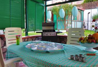 Il giardino di lucy has Balcony rooms