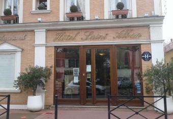 H  tel Saint Alban has Balcony rooms
